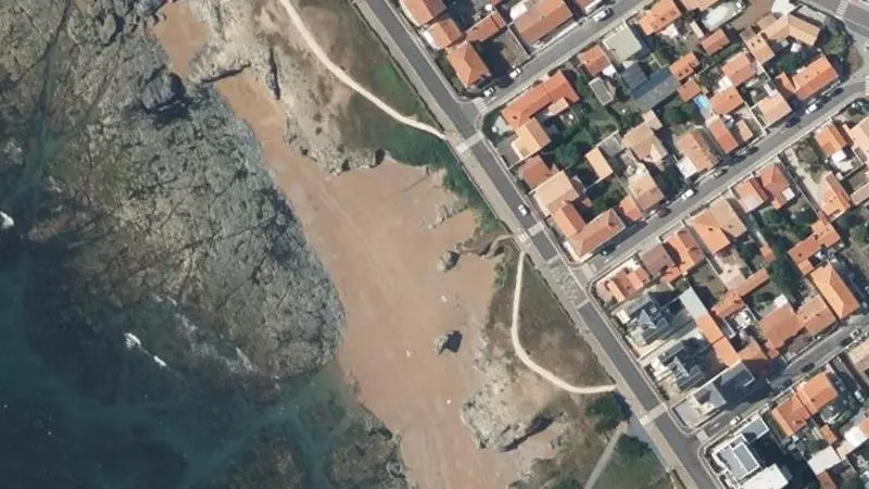 Vue aérienne : Plage des Bussoleries