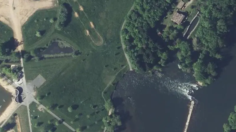 Vue aérienne : Complexe Touristique et de Loisirs de Montpon