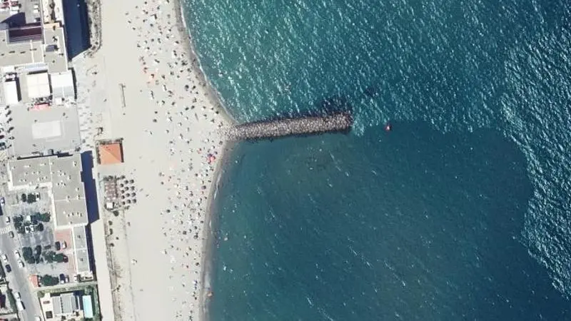 Vue aérienne : Poste de Secours N°2, Plage de l'Art