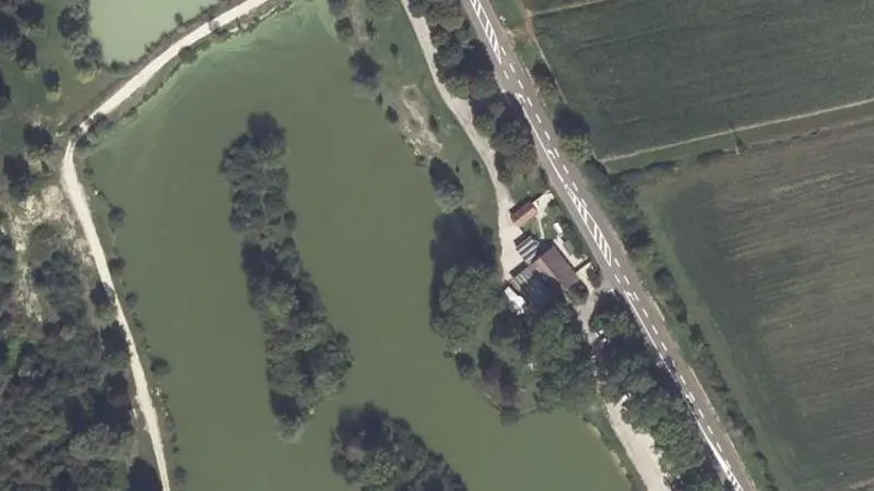 Vue aérienne : Lac de Riel les Eaux