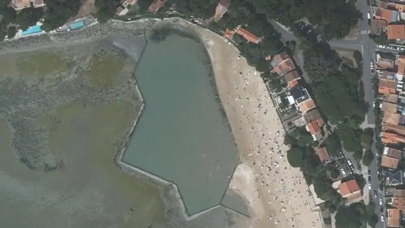 Vue aérienne : Grande Retenue - Plage Ouest