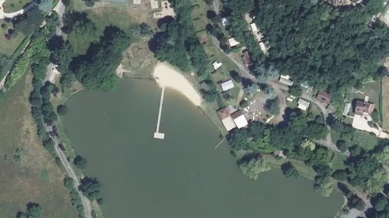 Vue aérienne : Plan d'eau de la Cayre