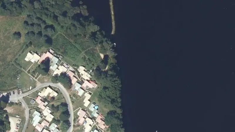 Vue aérienne : Plage du lac de Vassivière