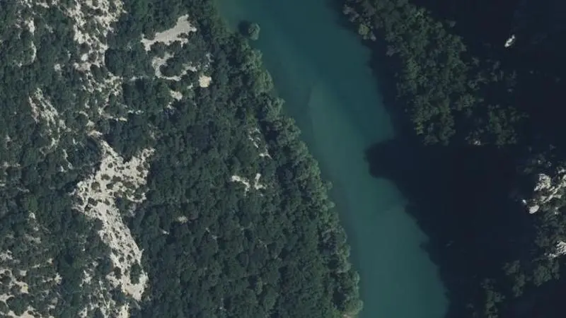 Vue aérienne : Plage du Verdon