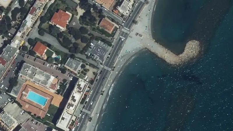 Vue aérienne : Roquebrune