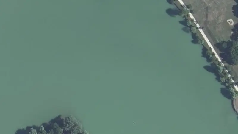 Vue aérienne : Plan d'eau de Villiers sur Loir