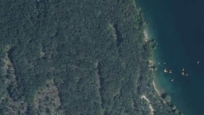 Vue aérienne : Plage du lac de Sainte-Croix