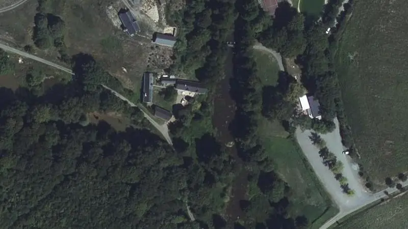 Vue aérienne : Base de loisirs de Saint Cénéré