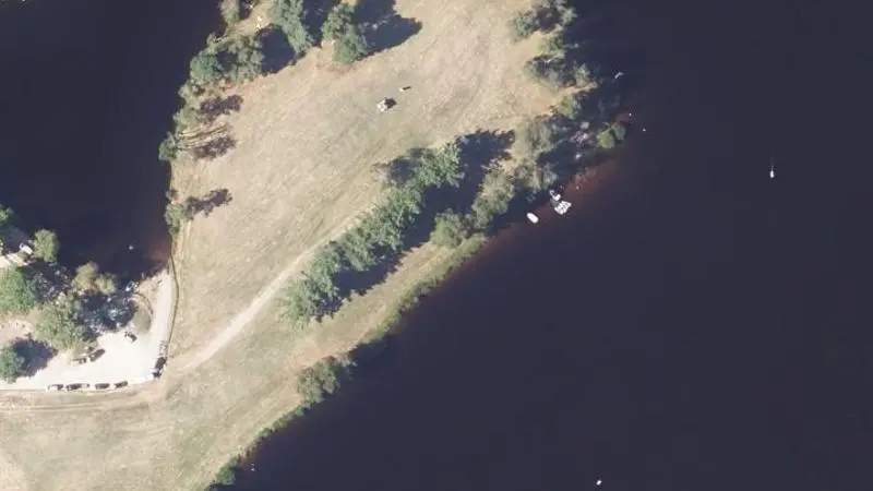 Vue aérienne : Plage du lac de Vassivière