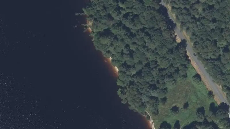 Vue aérienne : Plage du lac de Vassivière