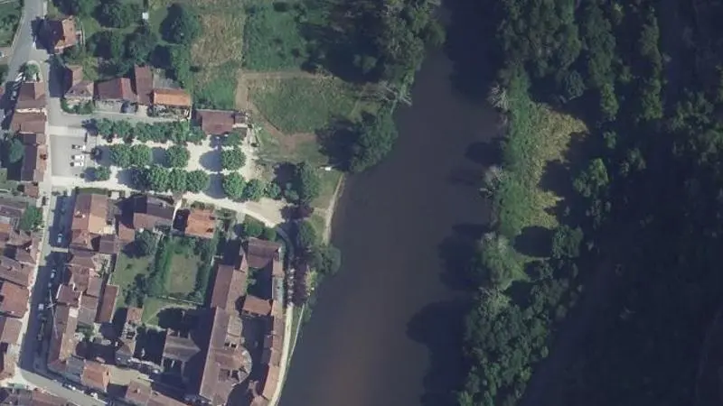 Vue aérienne : Plan d'eau Marcilhac