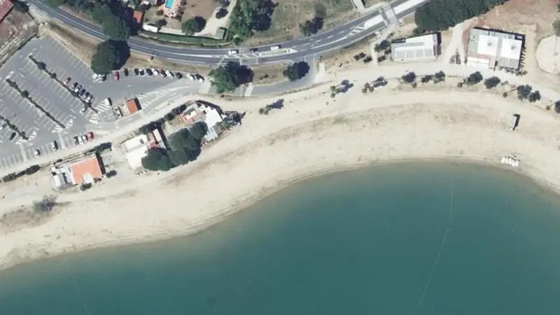 Vue aérienne : Plage Centrale (retenue Touristique)