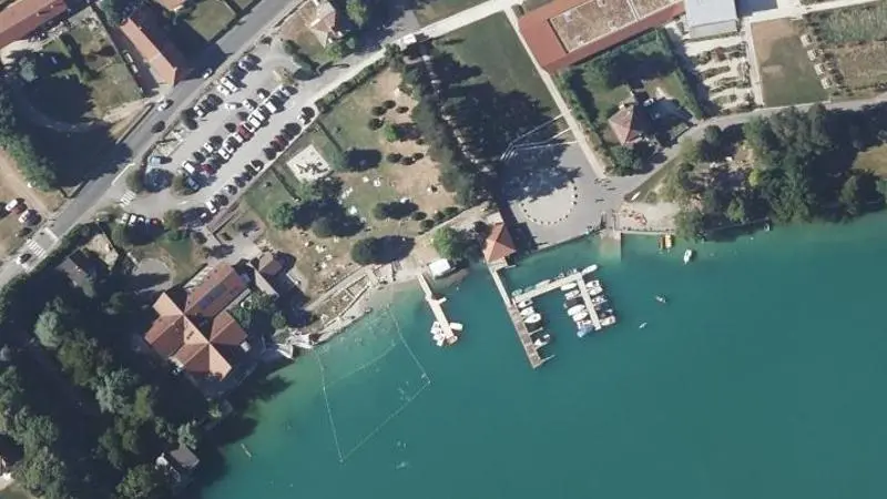 Vue aérienne : Lac de Paladru