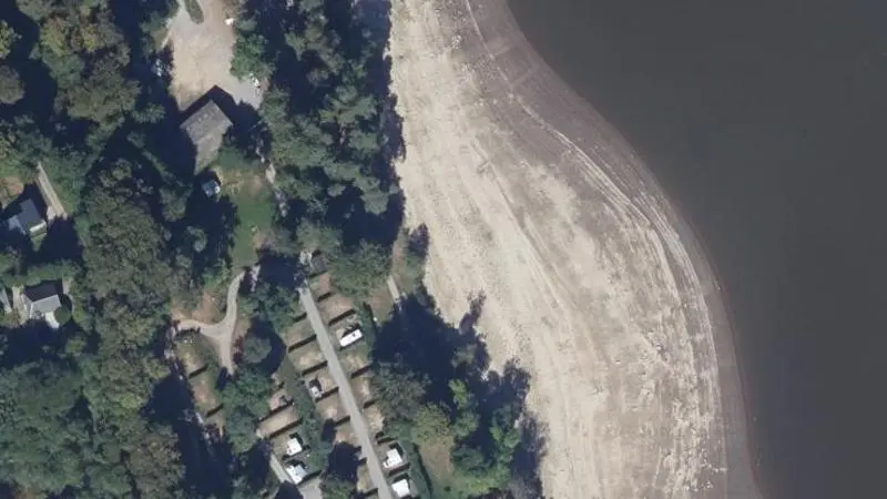 Vue aérienne : Base Nautique des Settons