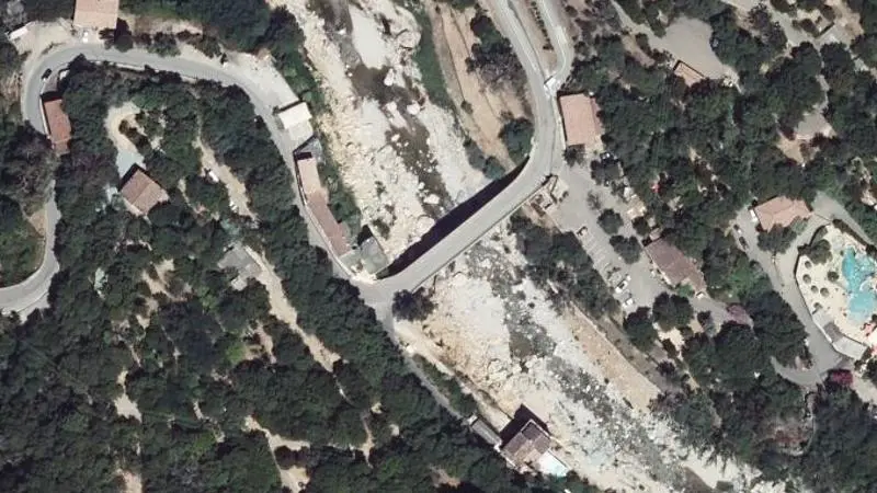 Vue aérienne : Pont du Porto