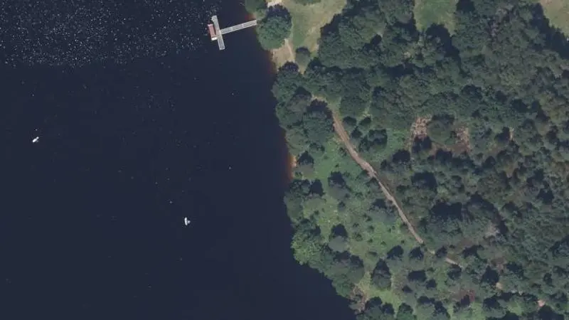 Vue aérienne : Plage du lac de Vassivière