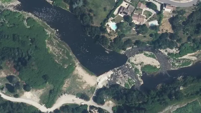 Vue aérienne : Baignade de l'Eyrieux