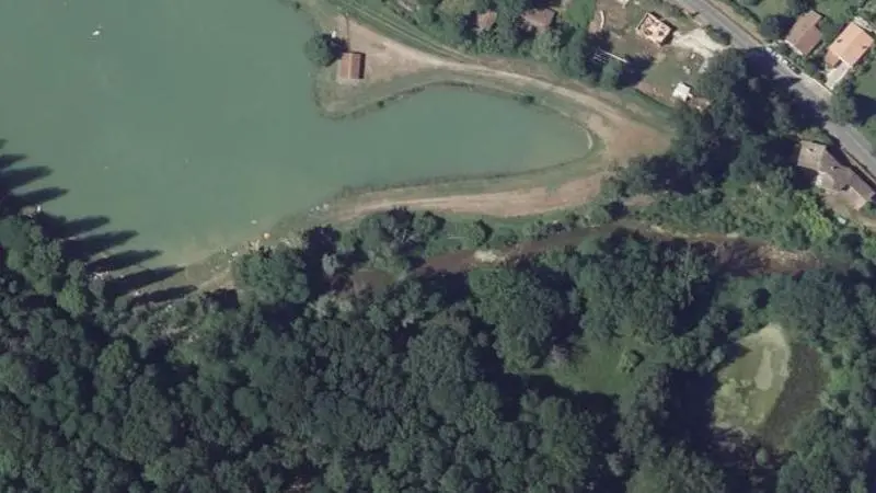 Vue aérienne : Lac de Ste Croix Volvestre