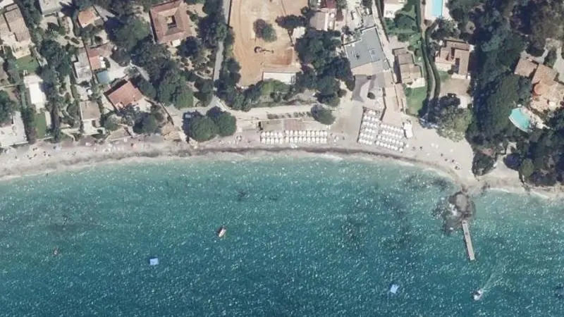 Vue aérienne : Plage Canadel Est