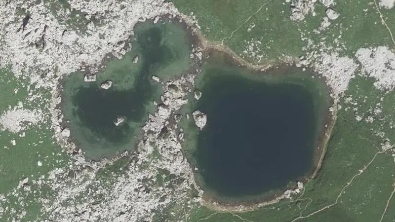 Vue aérienne : Lac de Darbon