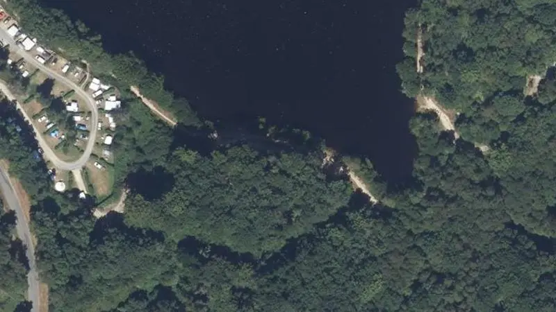 Vue aérienne : Plage du lac de Vassivière