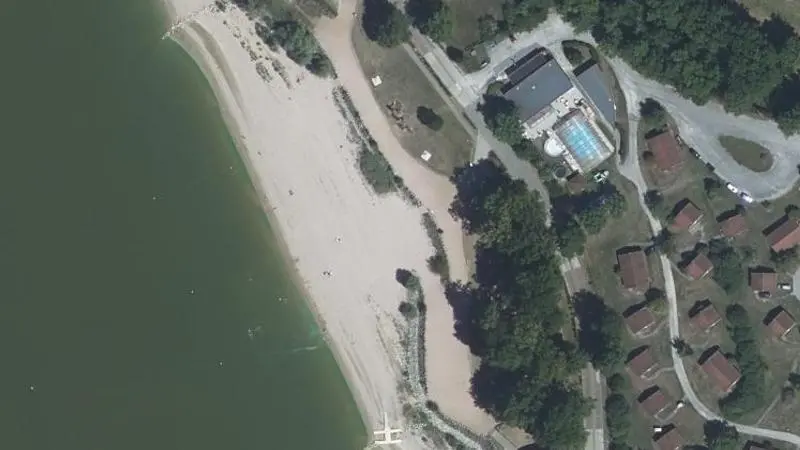 Vue aérienne : Plage de Réservoir de Vingeanne ou de Villegusien