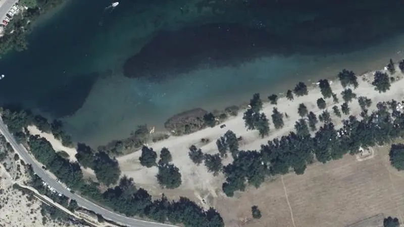Vue aérienne : Plage de Montmeyan