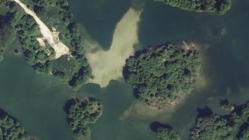 Vue aérienne : Baignade Buzancy