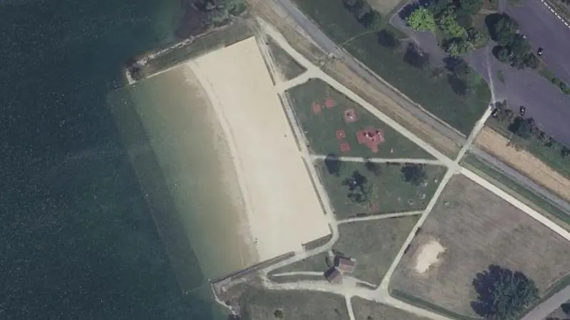 Vue aérienne : Sainte Marie du Lac Nuisement Plage de Nuisement