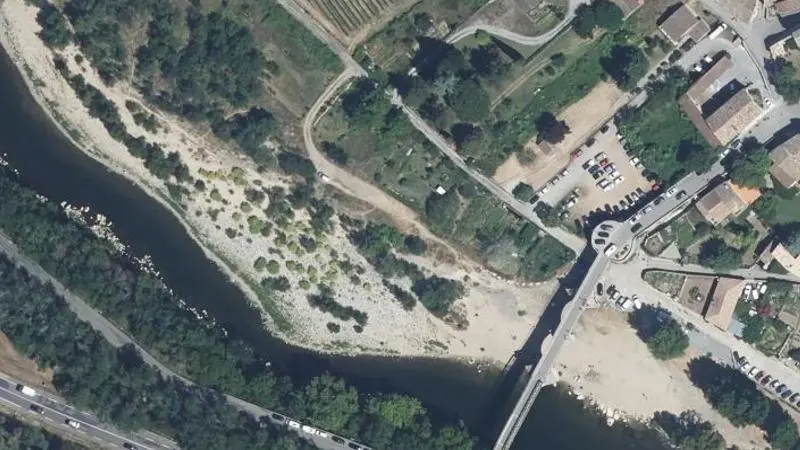 Vue aérienne : Plage de l'Ardèche
